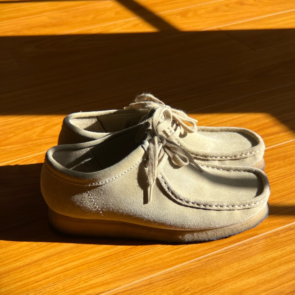 Clarks Wallabee